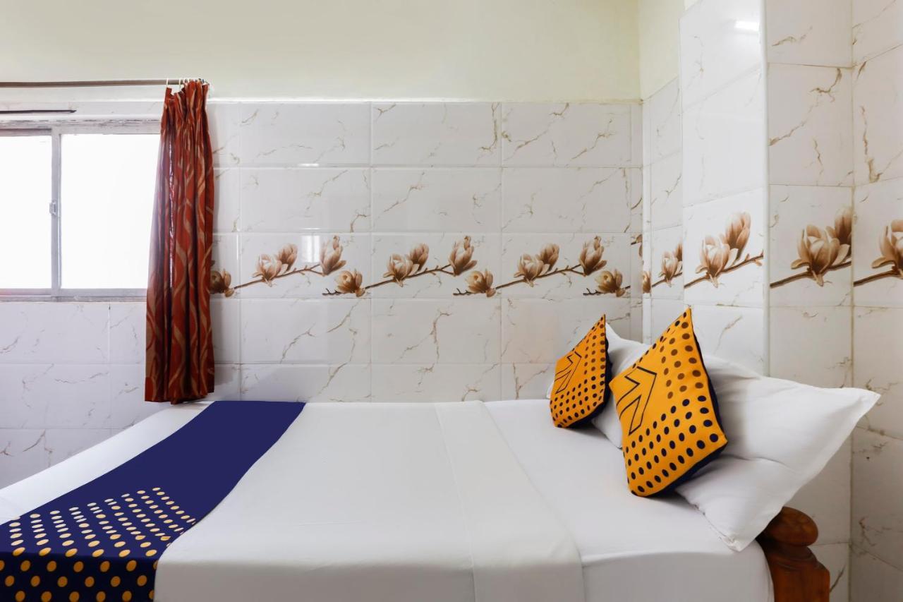 Hôtel Spot On 40324 Vvr Residency à Chennai Extérieur photo