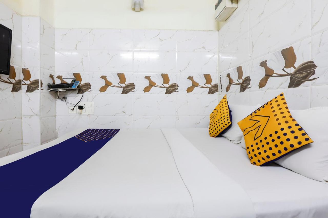 Hôtel Spot On 40324 Vvr Residency à Chennai Extérieur photo