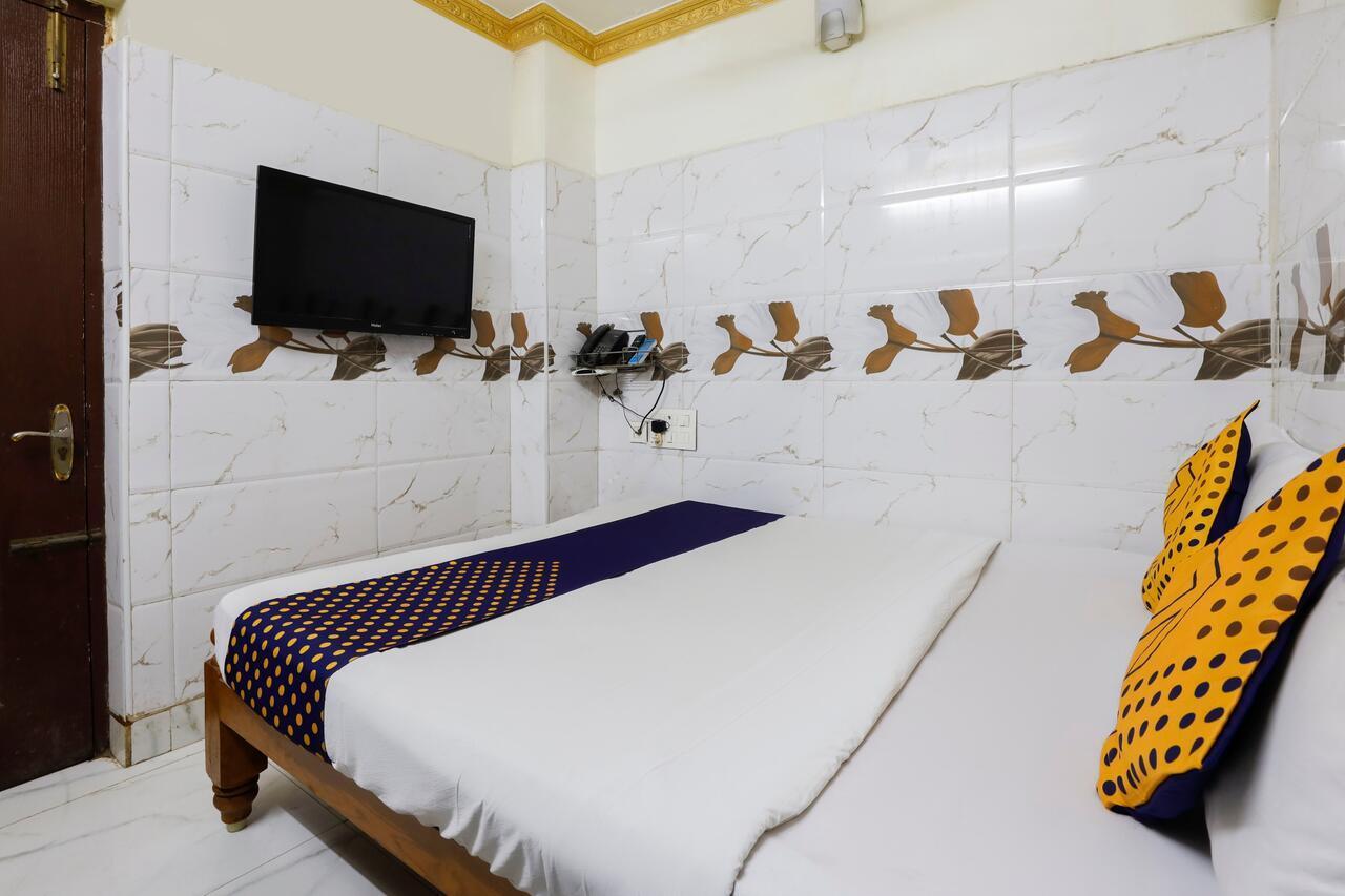 Hôtel Spot On 40324 Vvr Residency à Chennai Extérieur photo